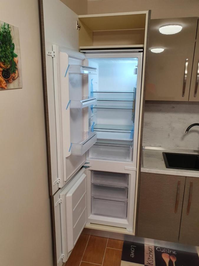 Апартамент За Гости ,,1В-15" Амара Бутик"" Rawda Exterior foto