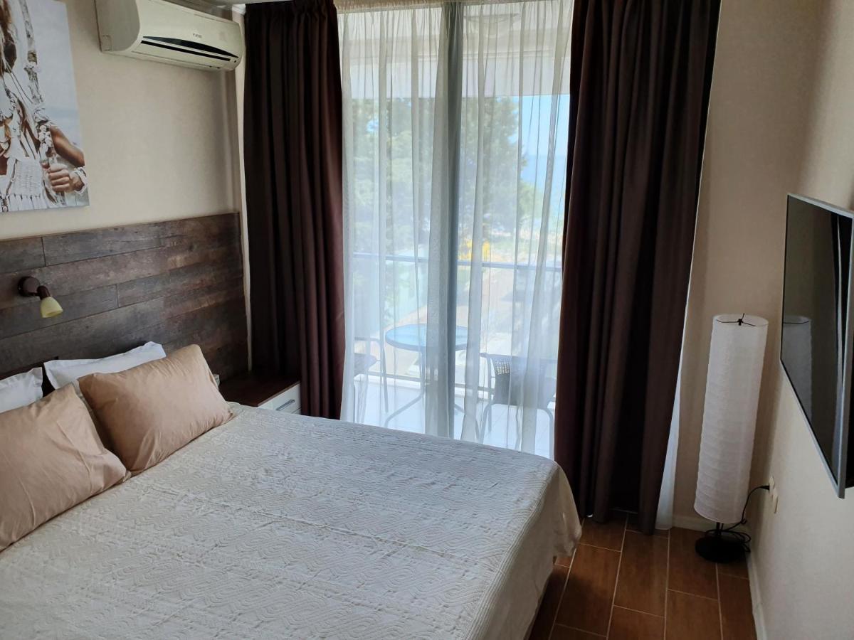 Апартамент За Гости ,,1В-15" Амара Бутик"" Rawda Exterior foto